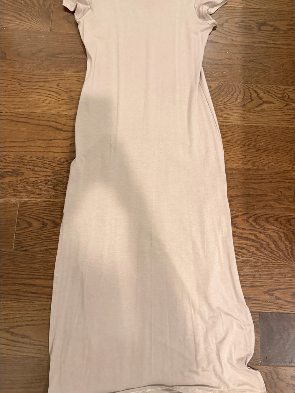 Small Short Cap-Sleeve Maxi Dress in Light Beige